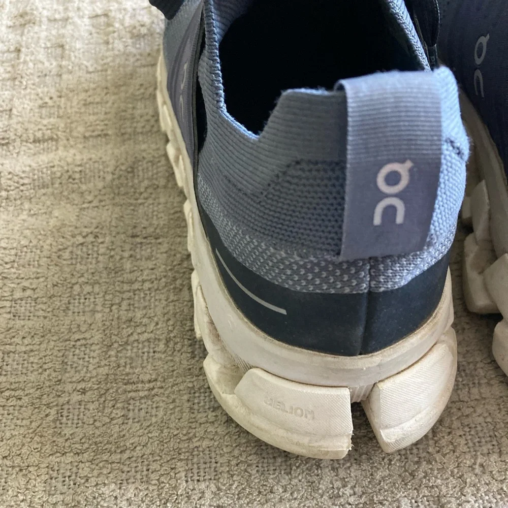 On Cloudswift 3 Size 8.5 Blue EUC Women’s - Picture 8 of 9